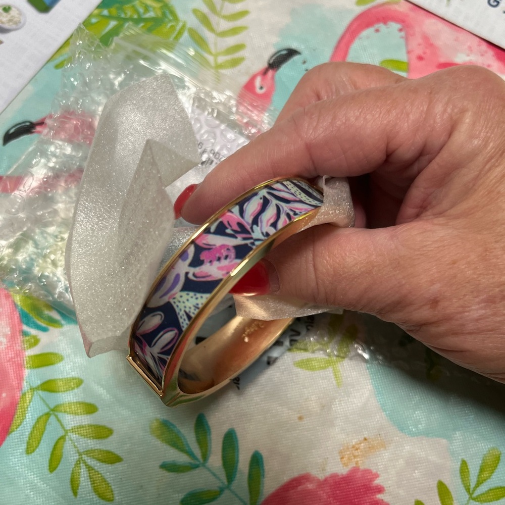 NWT Lilly Pulitzer GWP Photodome Bangle Bracelet - Picture 1 of 4